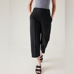Athleta Stellar Wide Crop Pants